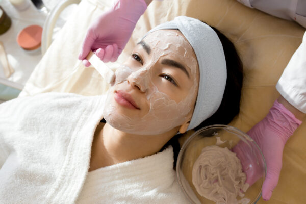 Medi Facials - Hydra Facial Signature